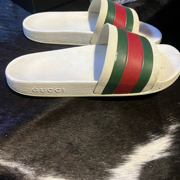 Gucci slides - Picture 4 of 7